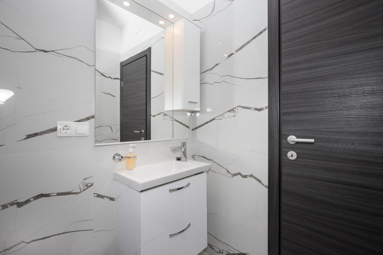 Apartments Blueview Постира Екстериор снимка