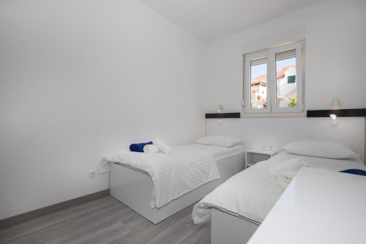 Apartments Blueview Постира Екстериор снимка