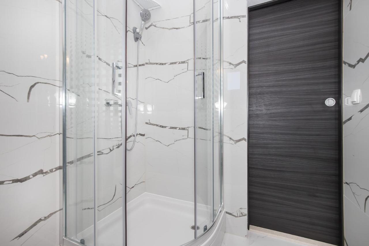 Apartments Blueview Постира Екстериор снимка