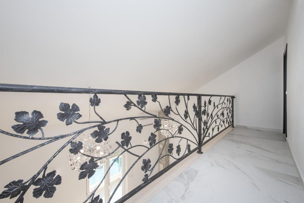 Apartments Blueview Постира Екстериор снимка